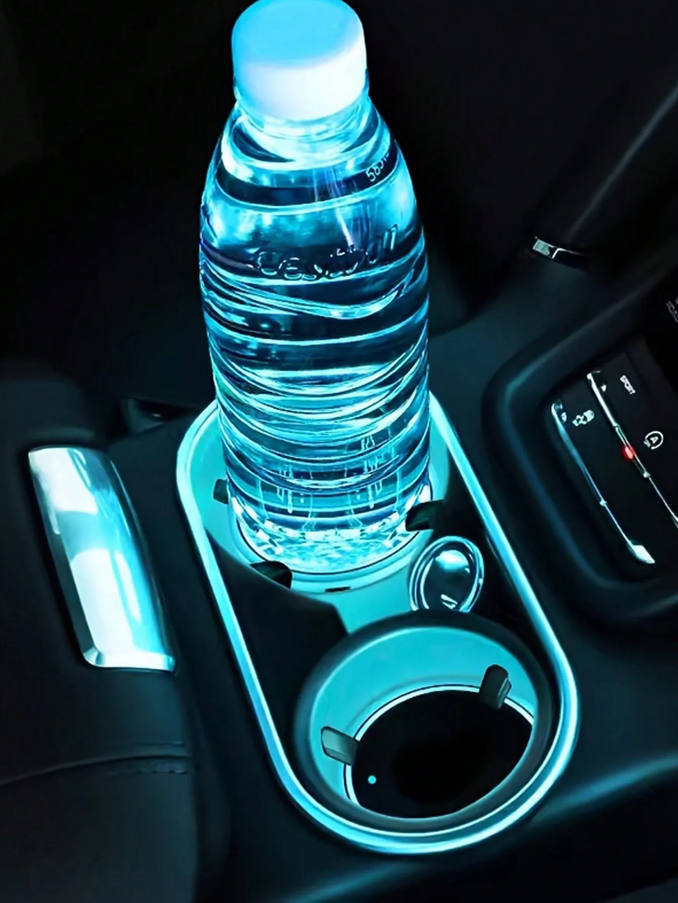 2PCS Auto Leuchtende Untersetzer LED Tasse Halter Lichter 7 Farbwechsel Leuchten Tasse Halter Einsatz Untersetzer Auto decor Zubehör – Detail 2