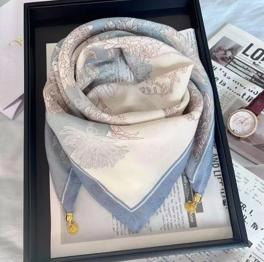 Luxury Magnetic Buckle Silk Scarf Women Print Square Scarf For Autumn Winter Warmth And Cold Resistance Fashionabl Scarves