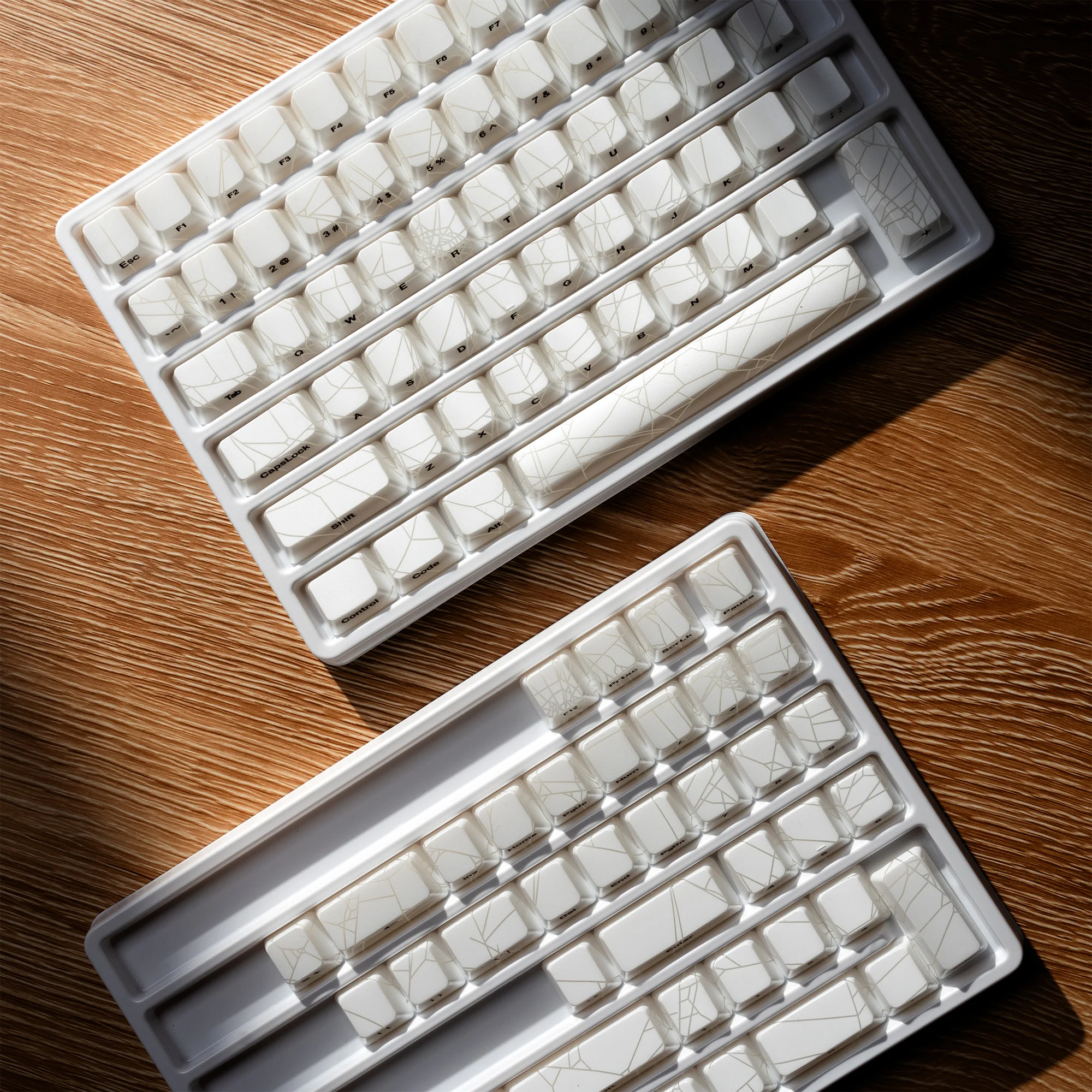 XVX Spider Web Version Pattern Shine Through OEM Profile IMD-Tech Keycap Set Black Keycaps( only keycaps)118 Keys 29 Se5f7539d1e154c76a35df2f1d1155831Z