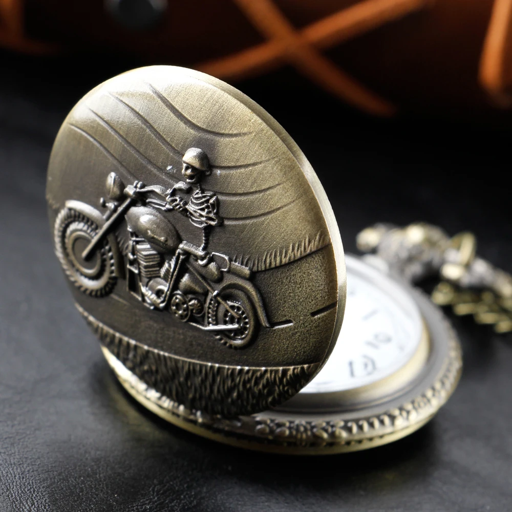 Bronze Skull Knight Vintage Quartz Steampunk Pocket Watch Men's and Women's Necklace Pendant with Chain Christmas Gift Reloj bronze vintage quartz pocket watch mens roman dial steampunk fob chains simple clock male gift for grandpa pendant reloj hombre