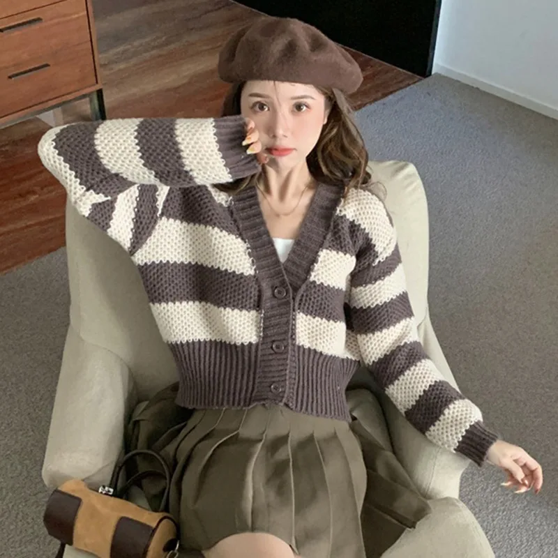 

Vintage Striped Slim Long Sleeve Cardigans Women Lazy Style Coat Stripe Korean Sweater Short Style V-neck Sweater