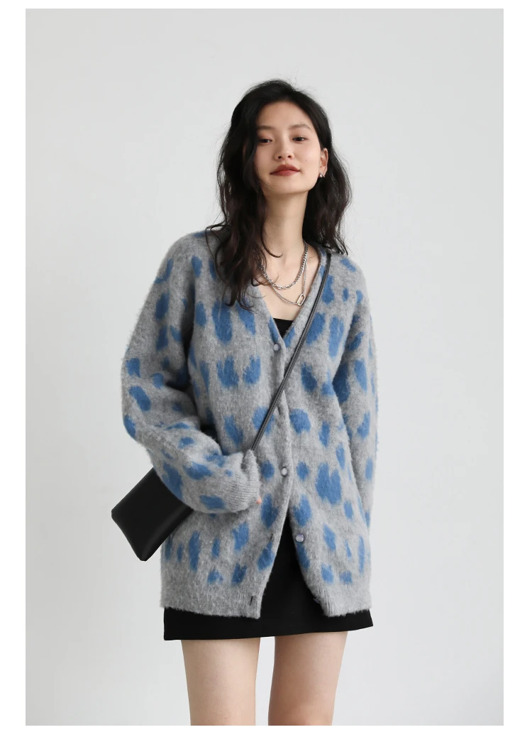 8日（日）まで　LEOPARD HEAVY MOHAIR CARDIGAN