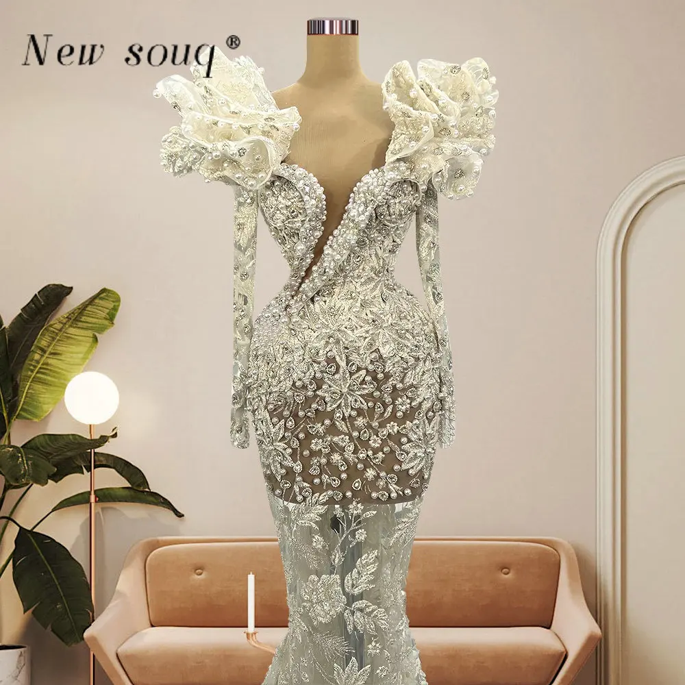 

Beige Ruffles Flowers Lace Mermaid Evening Gowns Sexy See Through Long Sleeves Beach Wedding Dresses Pearls Beaded Outfits 2023