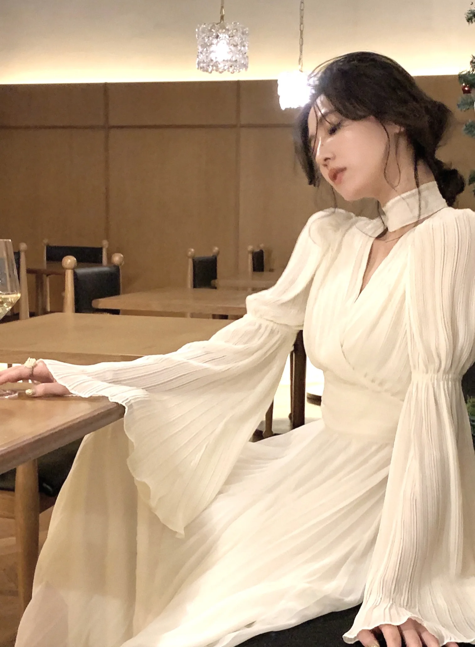 Autumn Solid Pleated Long Dresses for Women Halter V-neck Flare Sleeve Wedding Party Dress Korean Fashion One Piece Vestidos New