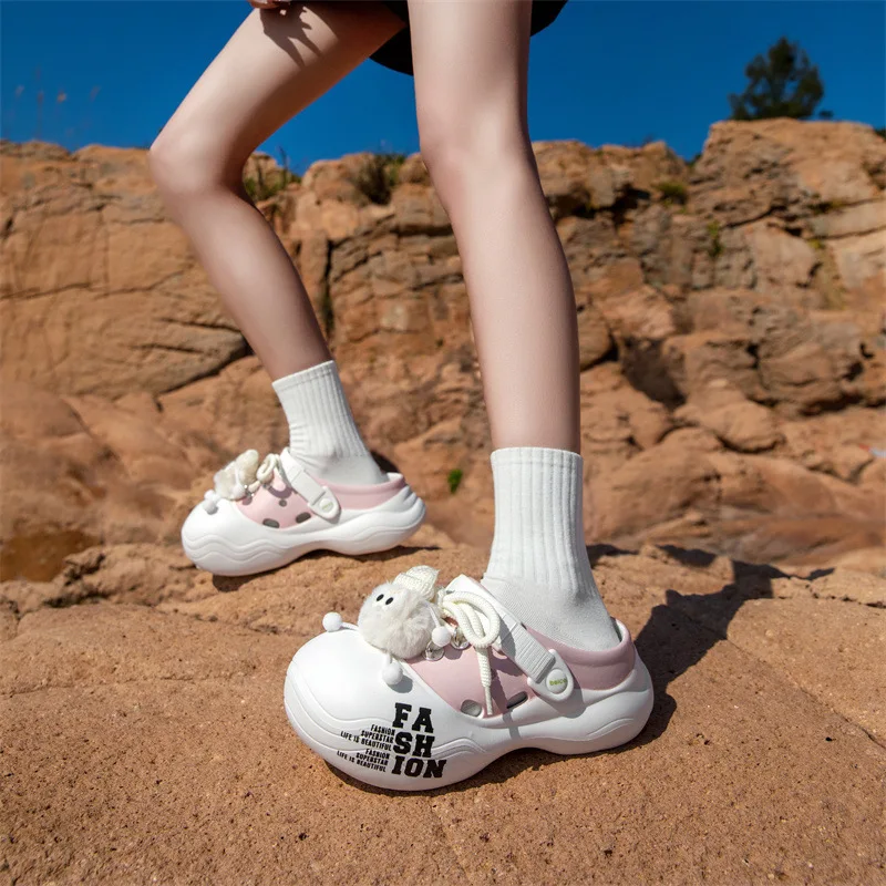 Clogs Women Sandals Summer Casual EVA Lightweight Outdoor Women's Shoes Anti Slip Thick Sole Beach Slides Couple Garden Shoes