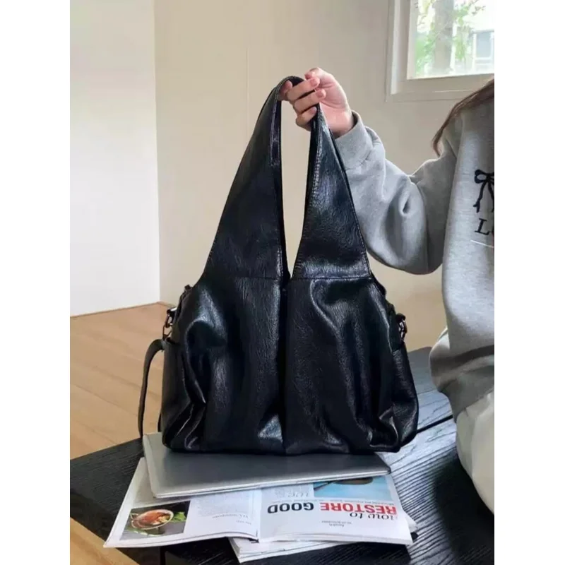 Women's retro PU handbag with zipper closure crossbody bag with multiple pockets, travel fashion daily handbag