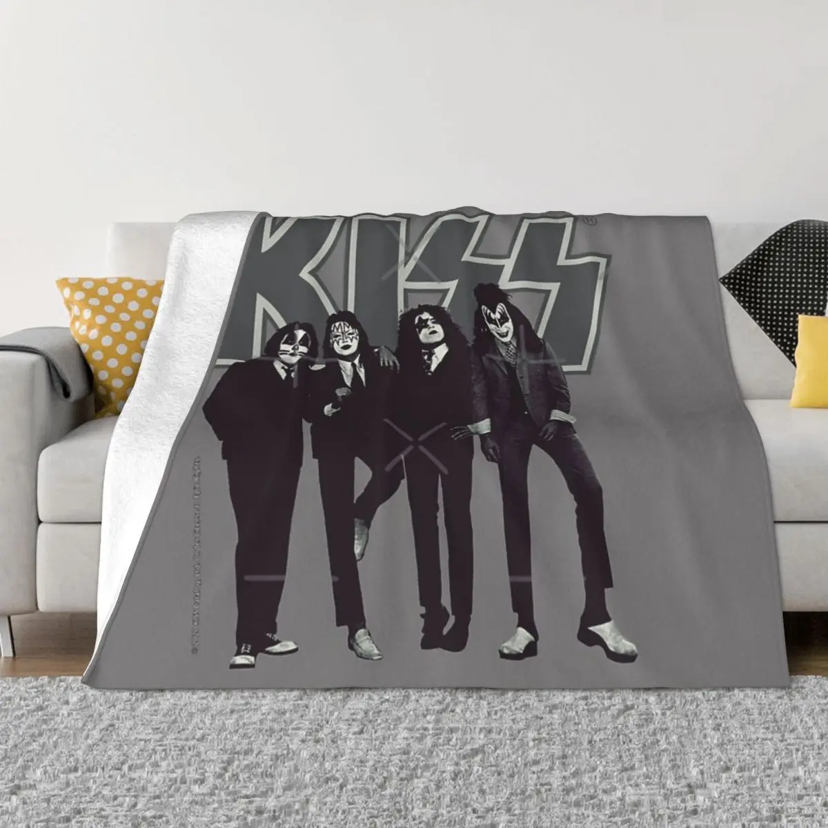 KissTheBandBlanketBedspreadOnTheBedSoftFluffySoftBlankets