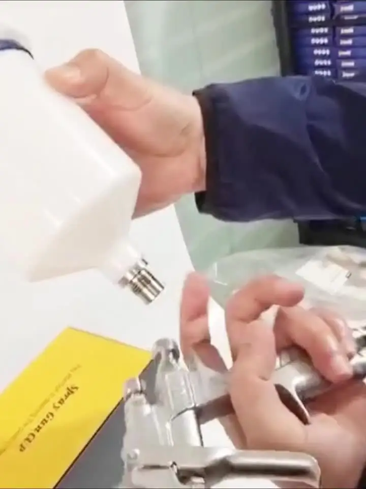 Пистолет-распылитель автомобильный 1 3 мм 600 мл