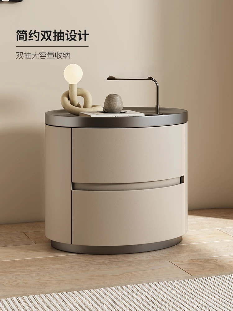 

Креативные прикроватные столики для современных спальни