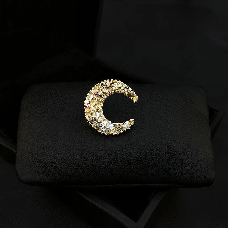 

Original Handmade Moon Small Brooch Women Mini Suit Sweater Corsage Pins Collar Pin High-End Cardigan Buckle Rhinestone Jewelry