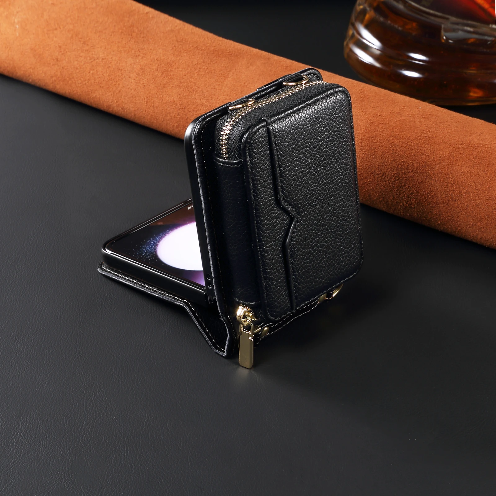 Elegant Leather Crossbody Bag: Luxury Shoulder Pouch with Necklace Strap and Wallet Card Holder