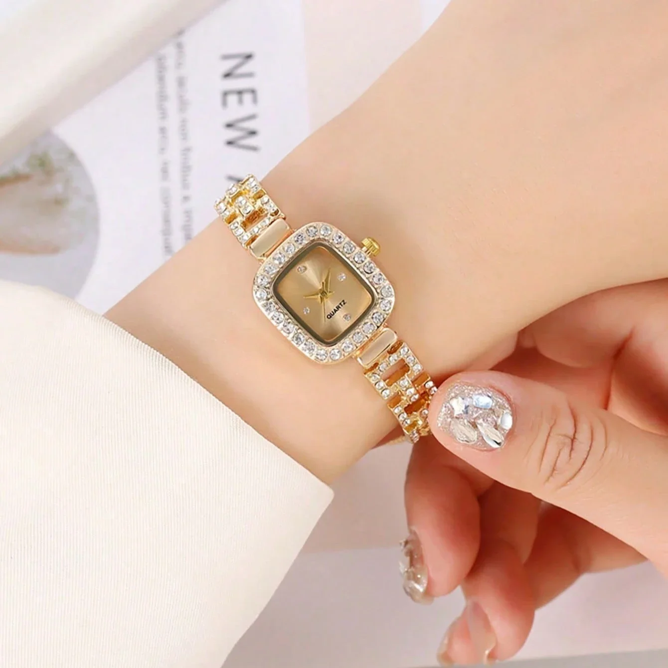 Fashion Square Women's Watches Brand Ladies Quartz Wristwatch Classic Silver Simple Femme Steel Band relogio feminino Gift