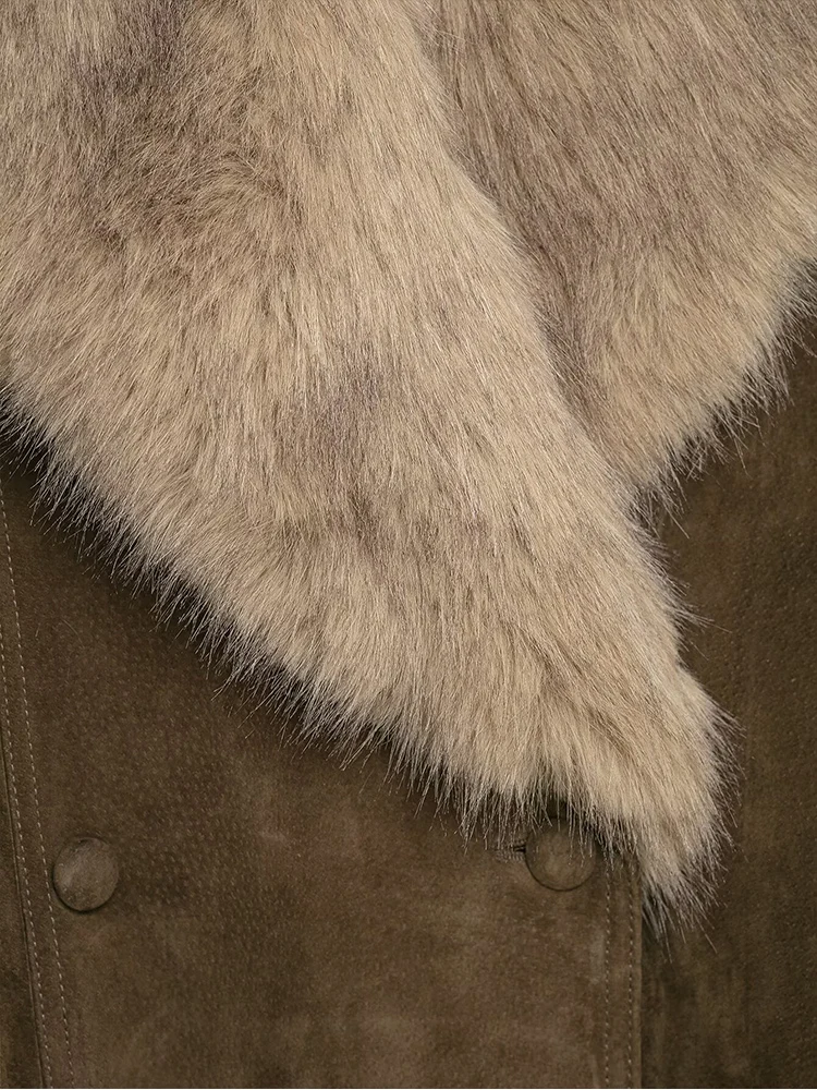  Elegant Women Suede Loose Jacket Fashion Faux Fur Collar Double Breasted Jacket 2025 Winter High Street Short Streetwear