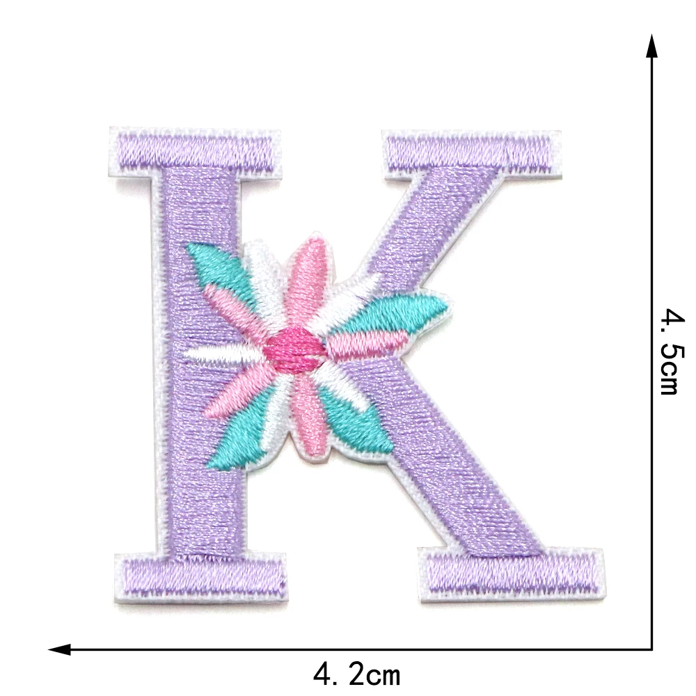 1PC 45MM Blume Gestickte Buchstaben Patch DIY Name Patches Eisen Auf Alphabet Applikationen Nähen Jacke Mäntel Abzeichen – Detail 12