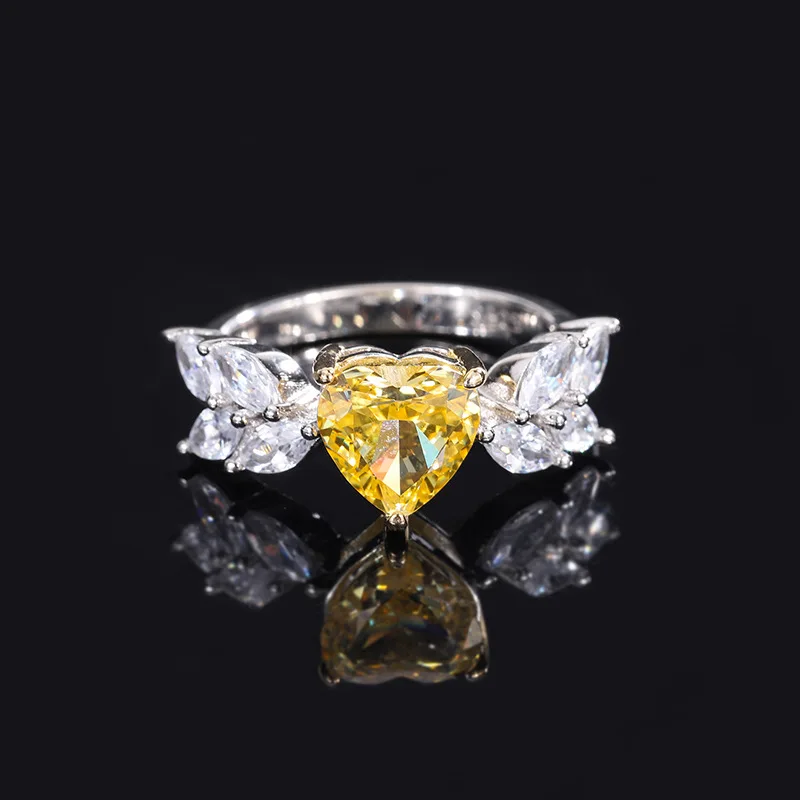 S925 Silver High Carbon Diamond 8 * 8 Heart shaped Angel Wings Ring Set with Diamond Simple Ring Wholesale of Women's Jewelry