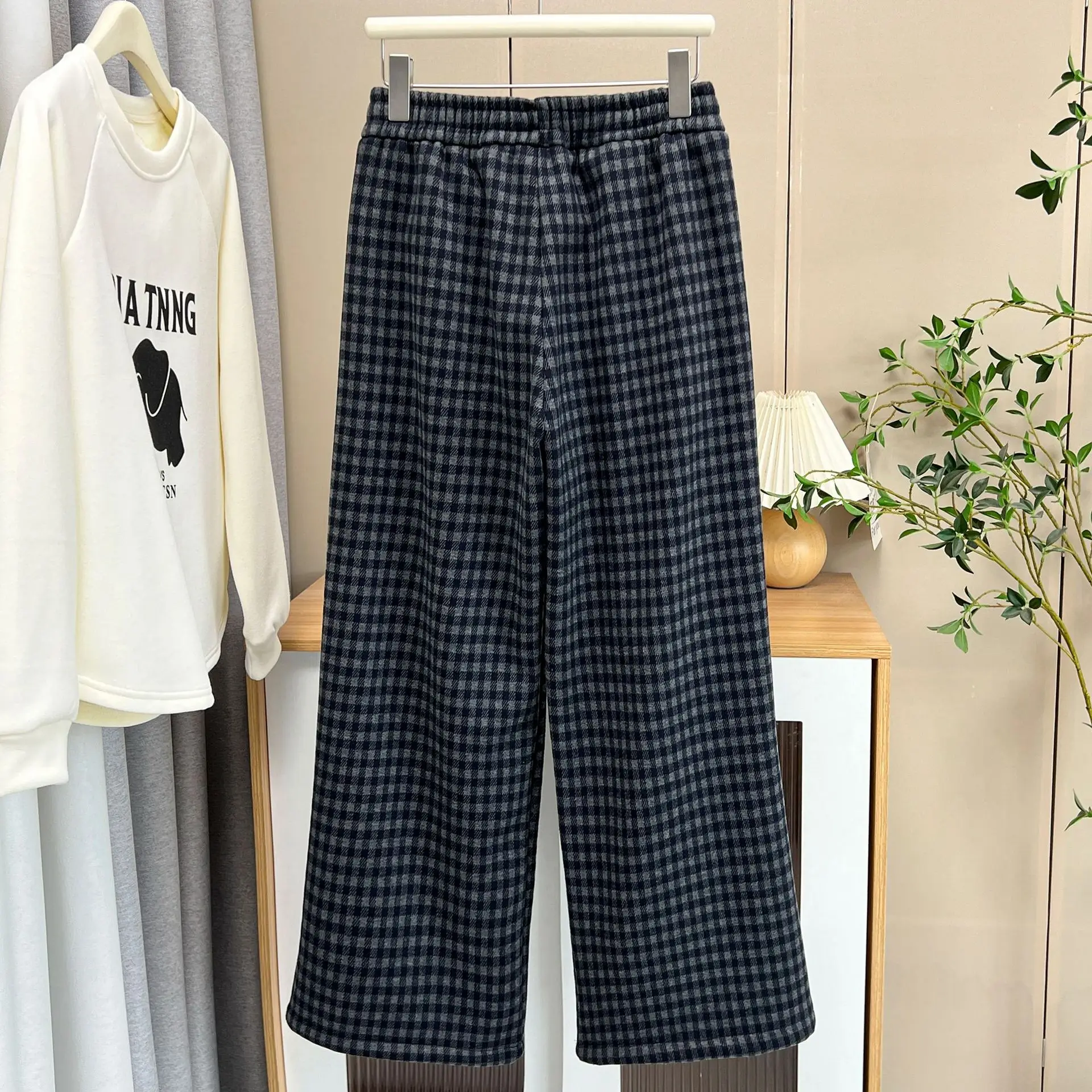 XXXXL Fashion Plus Size Women's Wide Leg Pants Classic And Versatile Oversized Winter 2025 Fleece And Thickened Plaid Trousers