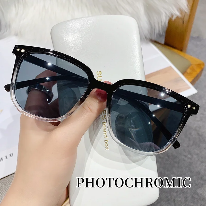 

Fashion Color Changing Reading Glasses Retro Square Photochromic Far Sight Eyewear Women Outdoor Sun Shade Diopter Sunglasses