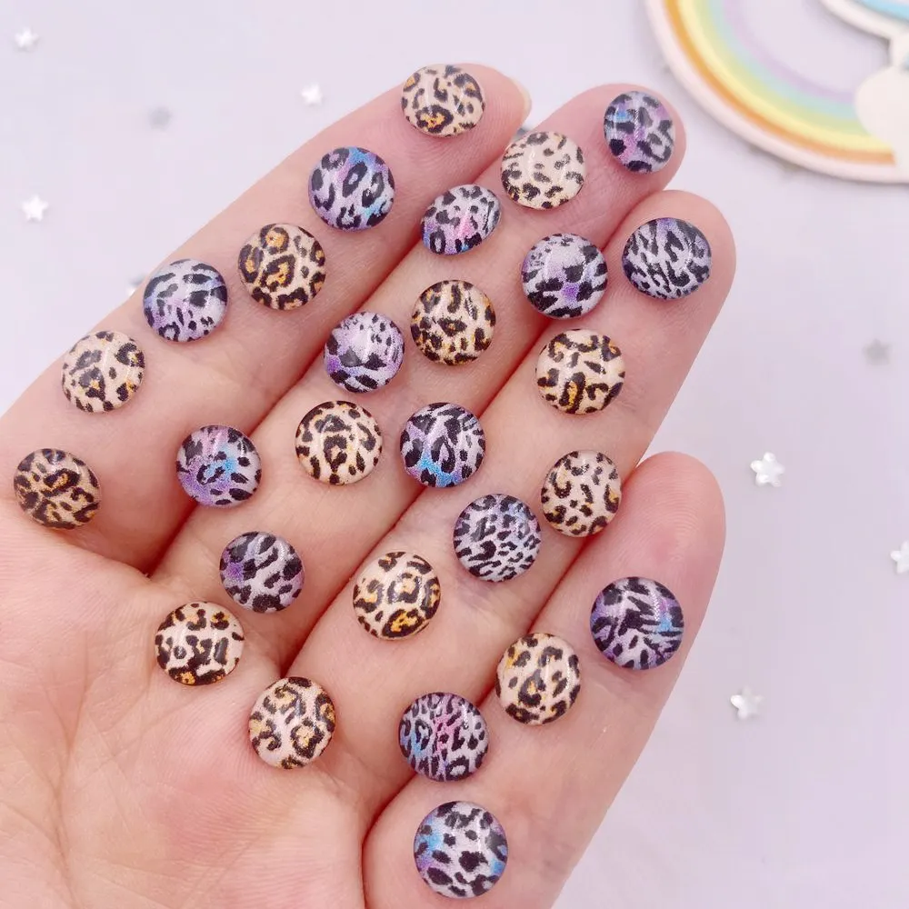 

50pcs Resin 8mm Round Leopard Print Patterns Crystal Gem Flatback Rhinestone Applique DIY Wedding Scrapbook Nail Art Craft