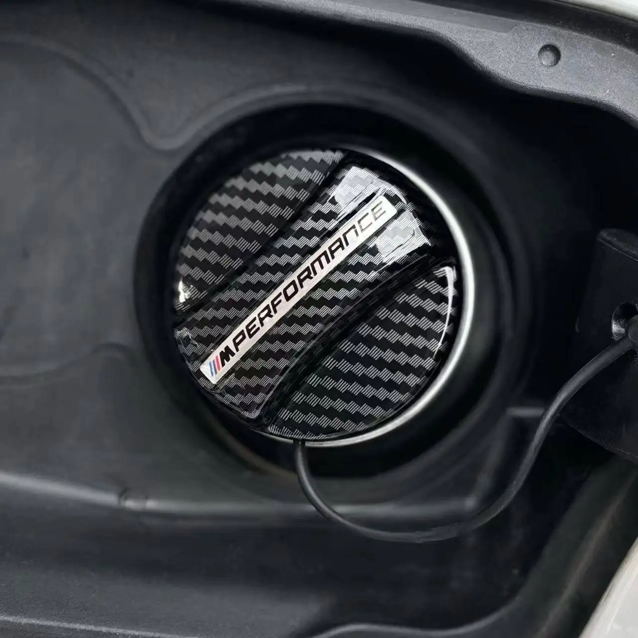 Kohlefaser-Tankabdeckung Kraftstofftank-Luftkappe Zierleiste für BMW G80 G06 G07 G42 G14 G15 G16 F82 F20 F21 F83 M2 M3 M4 M5 M8 F95 F96 E90