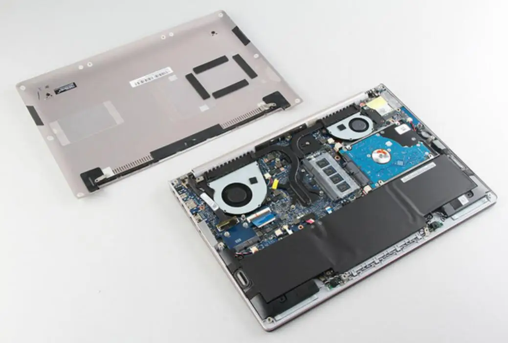 peças e acessórios para laptops