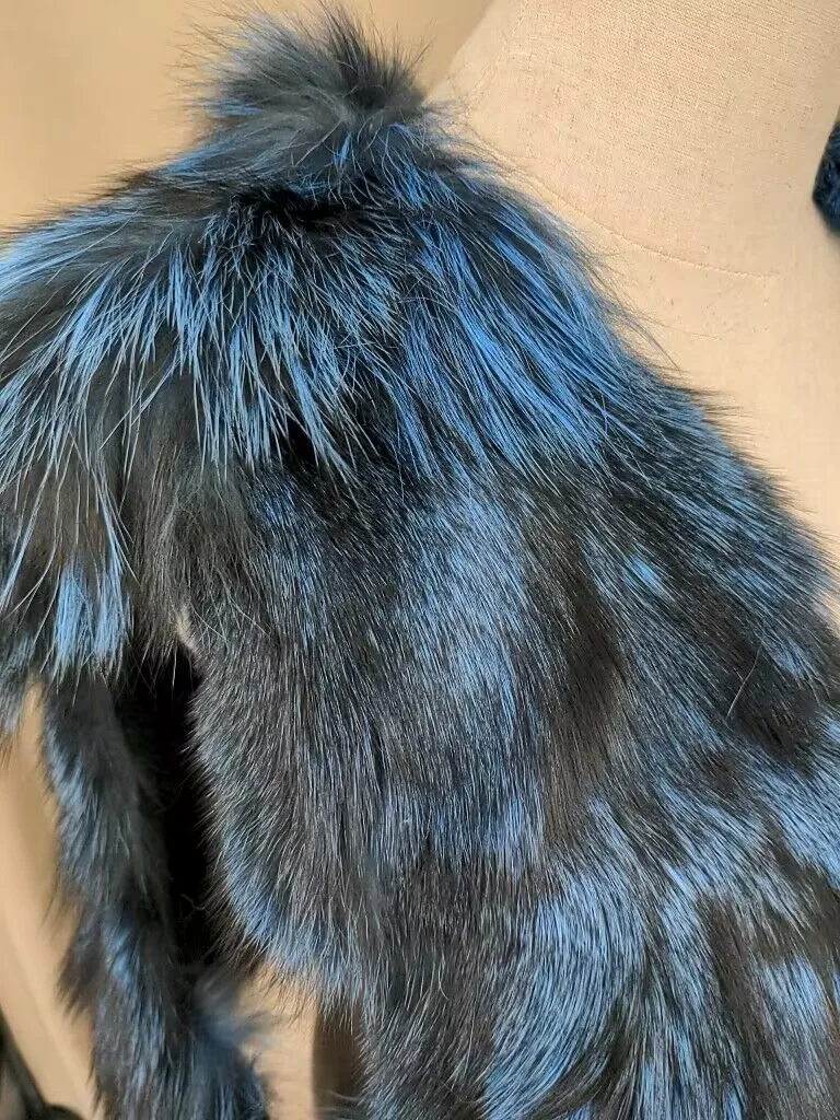 Natural Fox Fur Vest Short Royal Blue Color 2023 New Trend Women Waistcoat 2210013