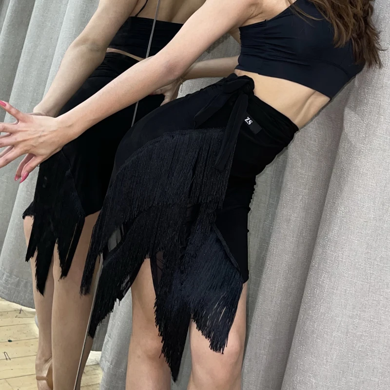 

New Latin Dance Short Skirt Female Adult Skirt Practice Clothes Competition Dance Clothes professional