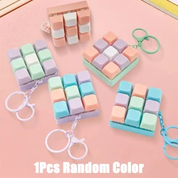 Stress - Relief Keychain: Adult Fidget Toy (1Pcs Random Color)