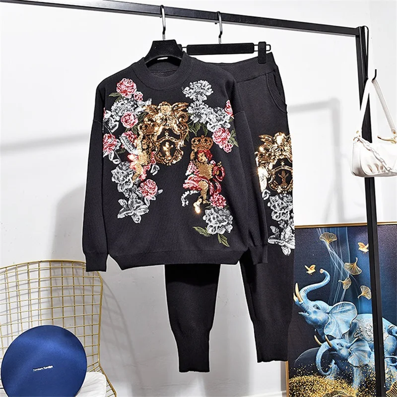 

Autumn Fashion White Black Knitted Tracksuit Women 2pc Sequins Flowers Sweater Long Pants Set Female Loose Sports Knitting Suit