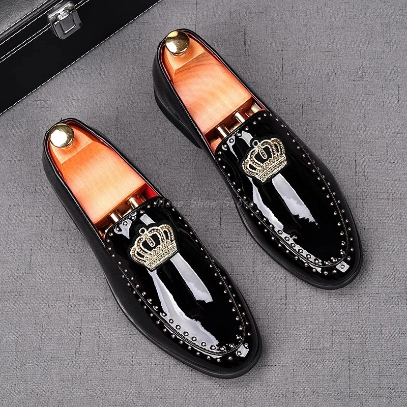 

Patent Leather Men's Shoes Loafers Rivets Decor Soft Comfortable Casual Business Formal Shoes Breathable Running Shoes