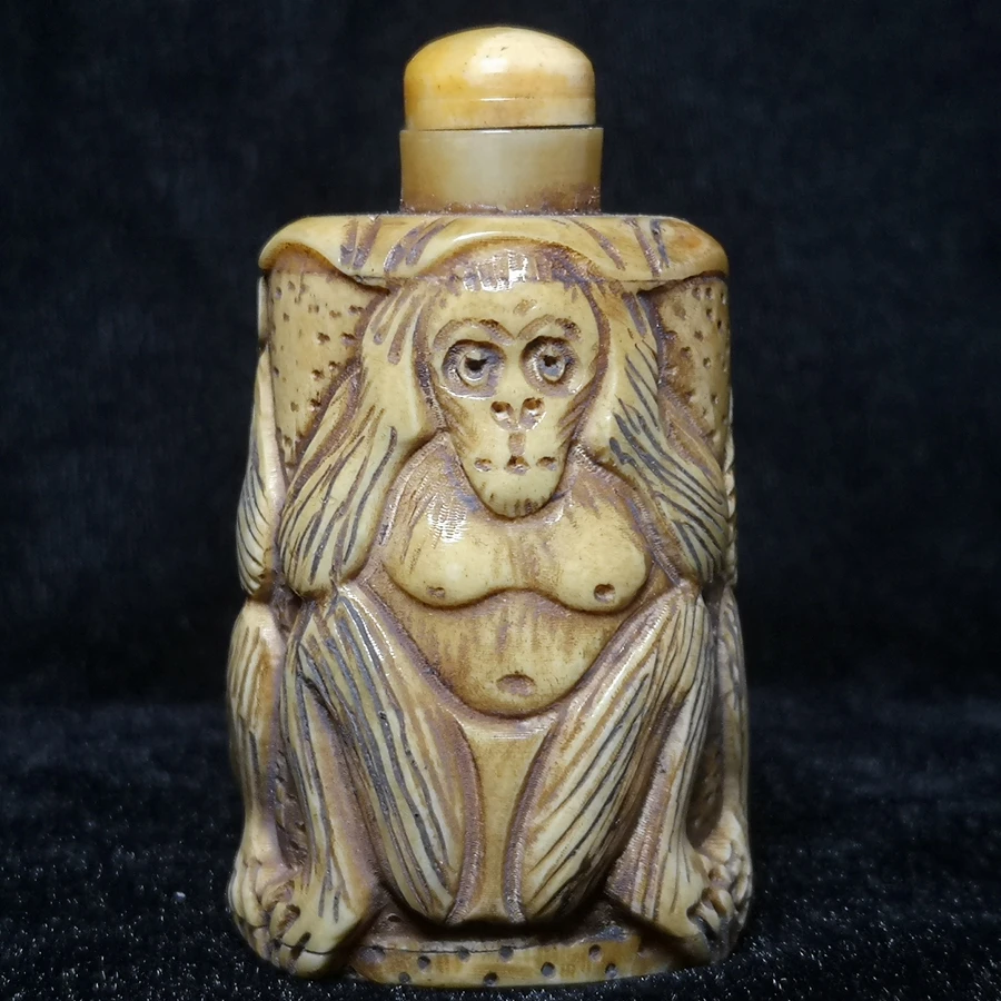 CULTUER ART 2.9 in Collection  Asian Chinese Old Hand Carved Lovely Monkey animal statue Snuff Bottles desk Decoration 2