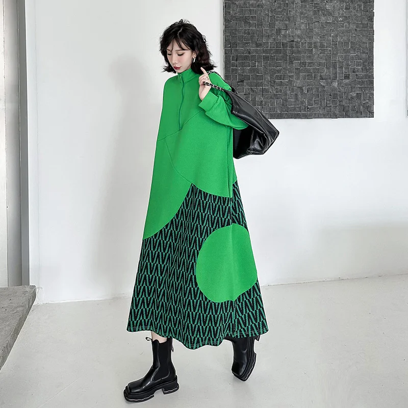 

Women Retro Turtleneck Dress Loose Mid-length Printing Color Blocking Dress