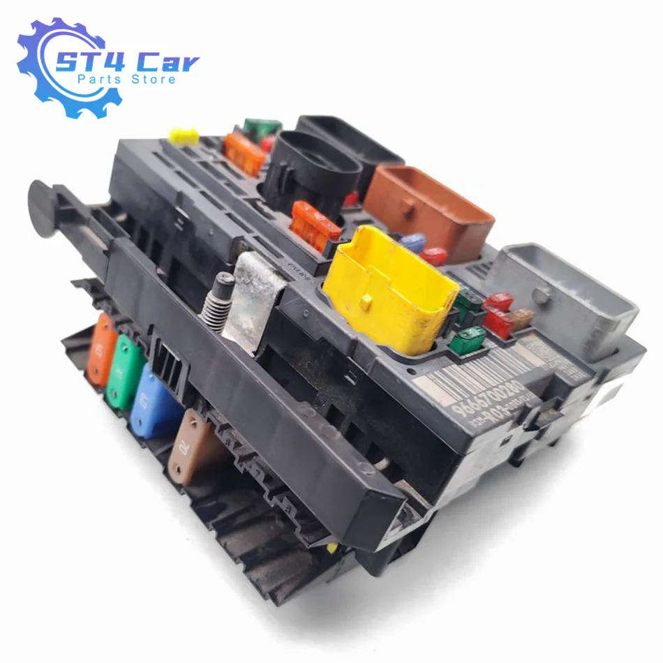 9666700280 Fuse box BSM R03 Comfort Control Module For FIAT SCUDO / CITROEN DISPATCH / PEUGEOT EXPERT 2007-2014
