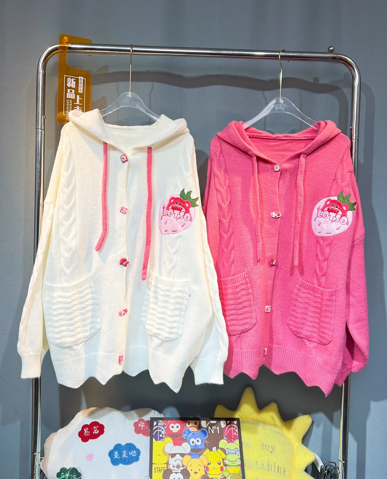 

Cute Age Reduction Cartoon Female Sweaters Thicken Autumn Winter Loose Jumpers Lazy Wind Single-breasted Hooded Knitted Coat