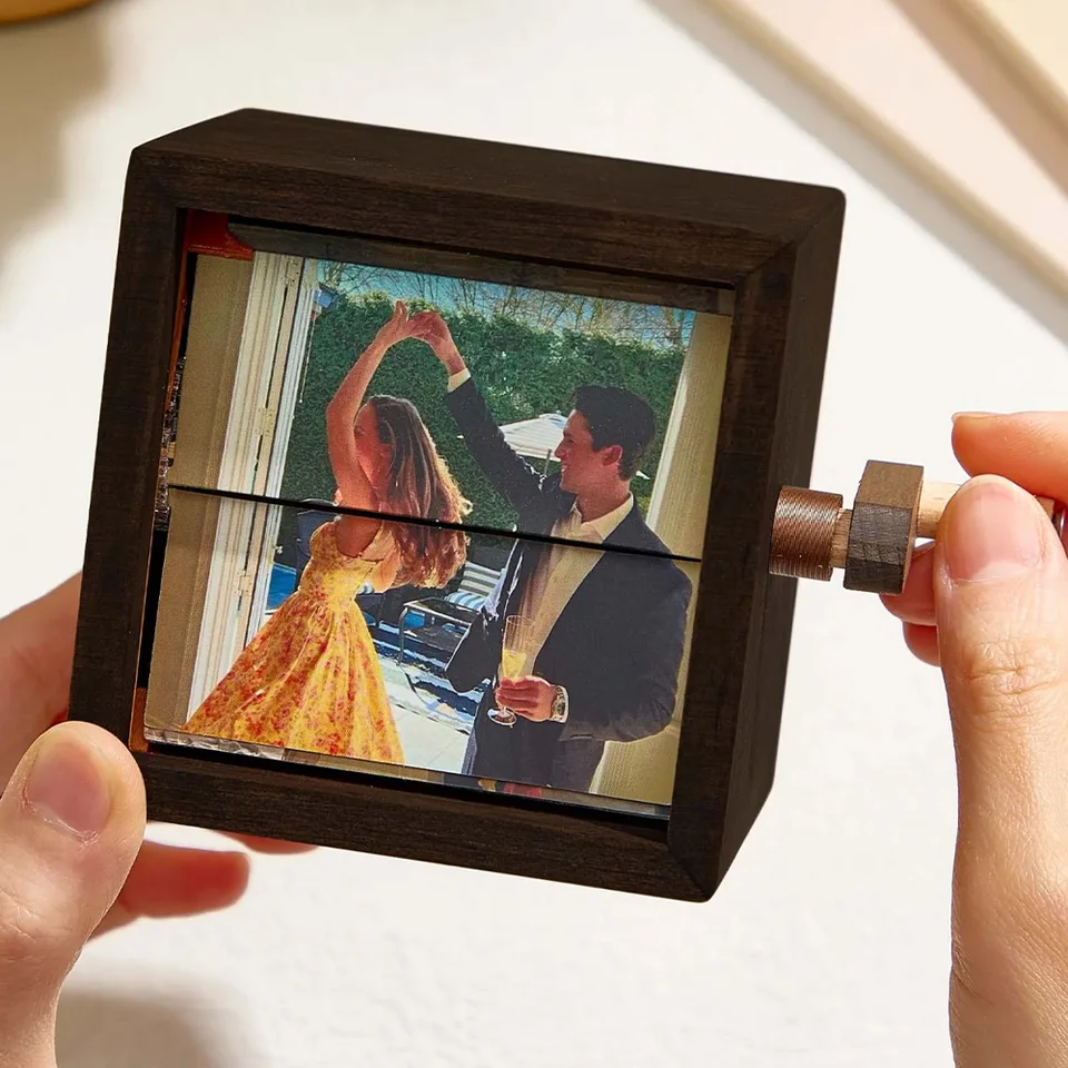 8/16 Foto's Handkruk Foto Flipboek Frame Lichtgevend Houten Geanimeerd Fotoalbum Valentijnsdag kopen vanaf een prijs van 15