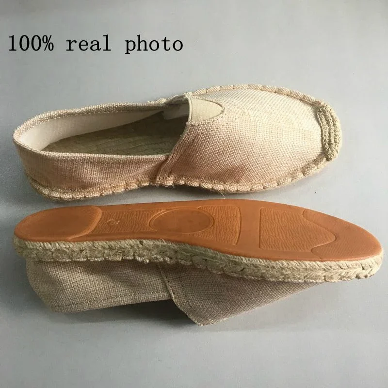 รูปสินค้า รองเท้าผ้าใบผู้ชาย ลายปะติด ระบายอากาศดี ใส่สบาย