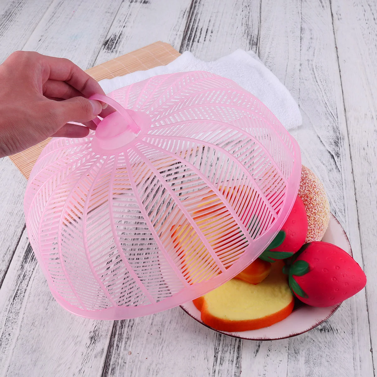 

Umbrella Shape Food Cover Plastic Table Cover Picnic Barbecue Party Food Covers Kitchen Fly Anti-insect Cover (Pink)