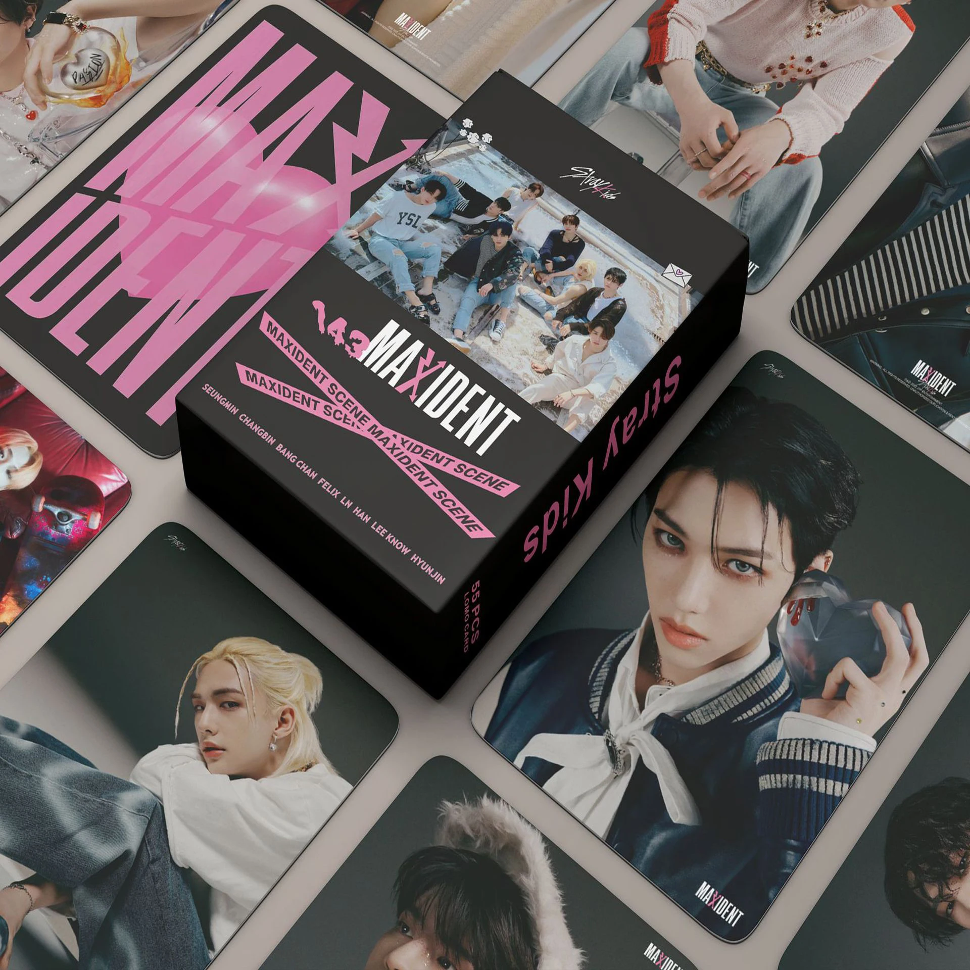 

55pcs/set Kpop Stray Kids MAXIDENT CIRCUS Album Lomo Cards Photocards Boys Photo Card Straykids Postcard Fans Gift