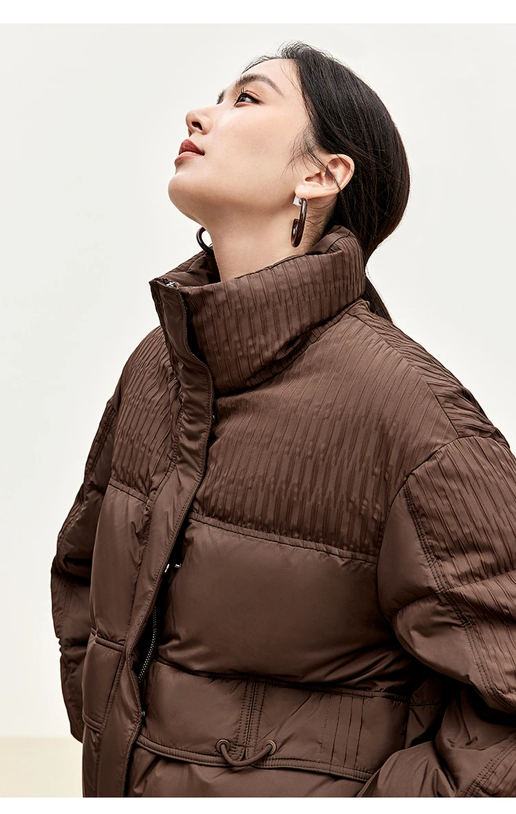 SENTUBILA Women's Cropped Down Coat 2024 Winter Fashion Puffer Jacket 90% White Duck Down Stand Neck Outerwear Ladies W44Y56273