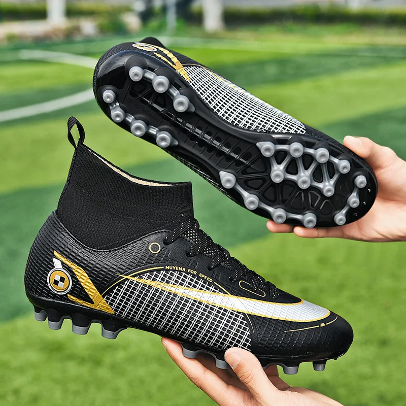 

2022 Black High Men's Sneakers Football Trainers Outdoor Unisex Spikes Soccer Shoes School Crampons Football Boots for Teenagers