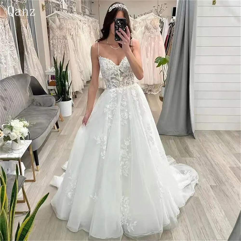 

Qanz Boho Wedding Dresses Tulle A Line Lace Appliques Long Robe Mariee Spaghetti Straps Sweep Train Vestido De Noiva Classico