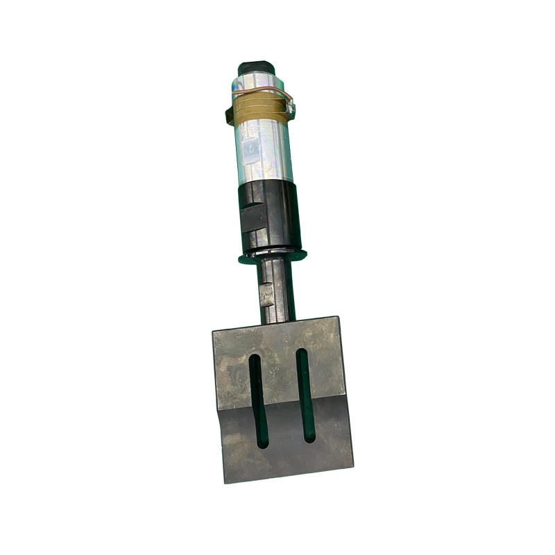 

2 sets of 20khz 2000w Ultrasonic Welding Transducer and 200*15mm Steel Horn