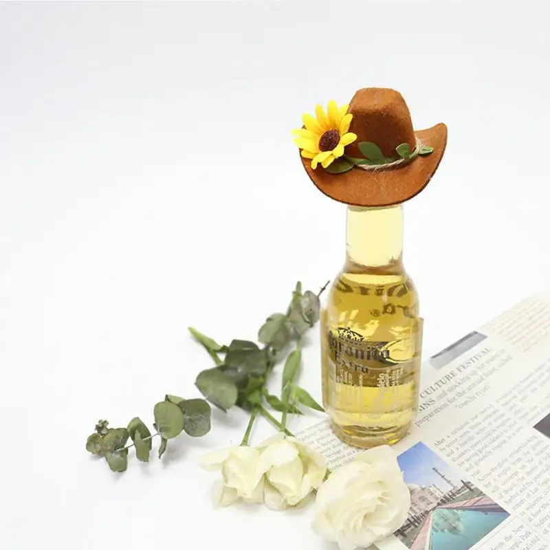24 Mini Cowboyhüte Aus Kunststoff – Niedliche Deko Für Puppen, Flaschen & Partys