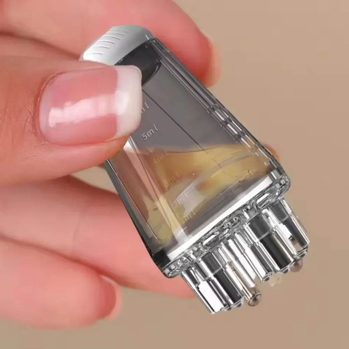 Applicator Comb Massage Compatibility for Scalp