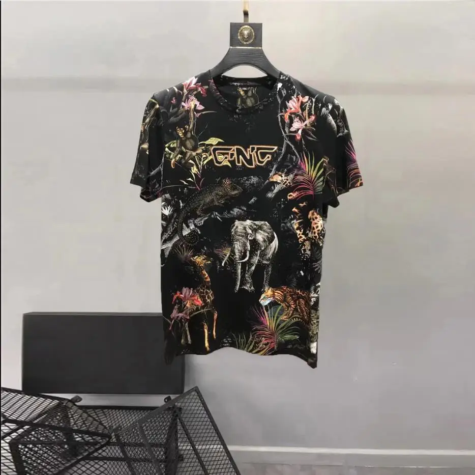 

Футболка мужская с коротким рукавом, круглым вырезом и принтом в виде животных