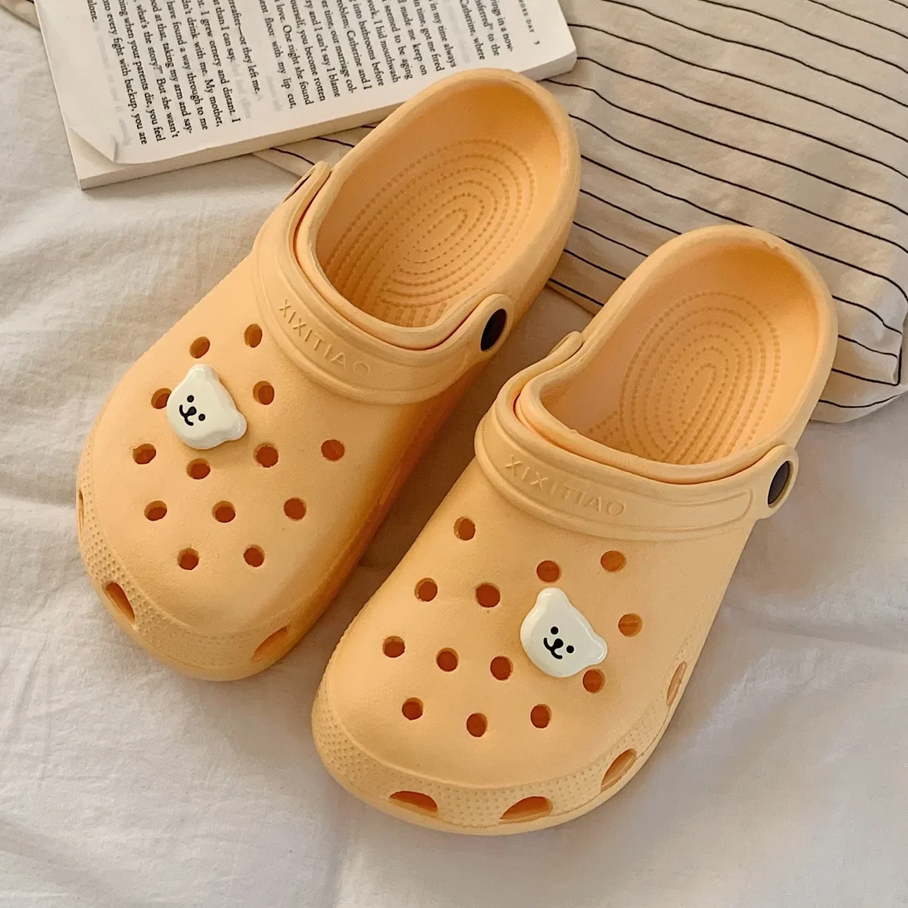 Casual Women  Cartoon Star Cat Colorblocking Slippers Sandals Mop Thick Bottom Increase Non-slip EVA Hollow Shoes Breathable 2