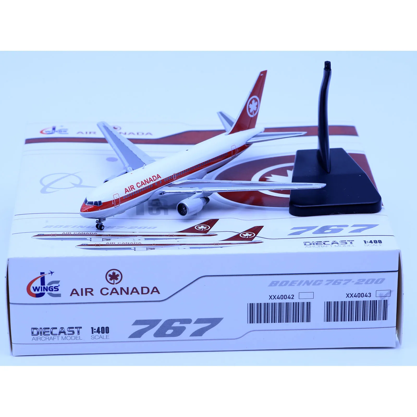 

Коллекционный самолёт из сплава XX40043, подарок, фотосессия 1:400, авиационная Канада, Боинг 767-200, модель самолета под давлением, фотосессия с подставкой