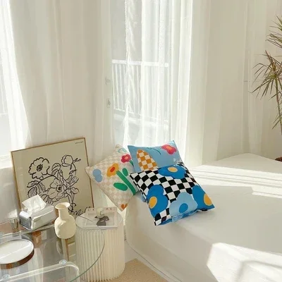 Рисунок 4 - Наволочка для подушки в стиле шик