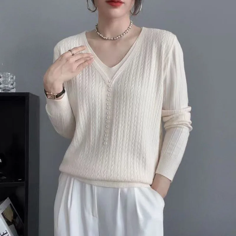 

White Autumn Women's Solid V-Neck Long Sleeve Knitwear Winter Multi Color Loose Casual Fake Two Comfortable Versatile T-shirts