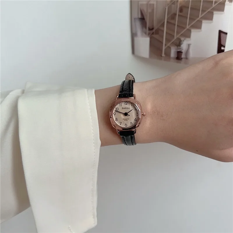 Camellia small dial square watch for women, retro strap quartz women's watch