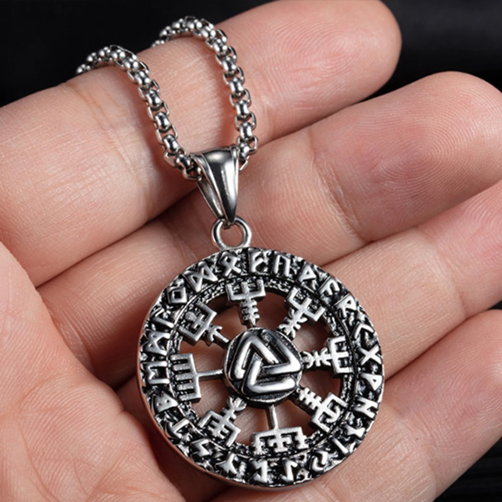 Stainless Steel Jewelry Viking Pirate Compass Triquetra Knot Pendant Necklaces Chain Fashion Jewelry Accessories